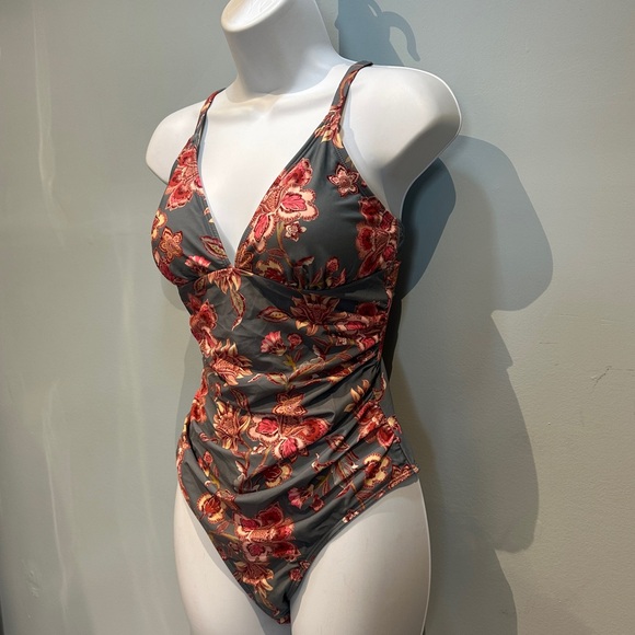 Cupshe Floral One-Piece Swimsuit Grey and Pink New with Tags Medium - Picture 6 of 14